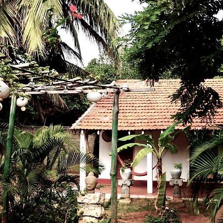 Allens Home Stay Jaffna Buitenkant foto